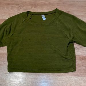 Dark Green long sleeve crop top!